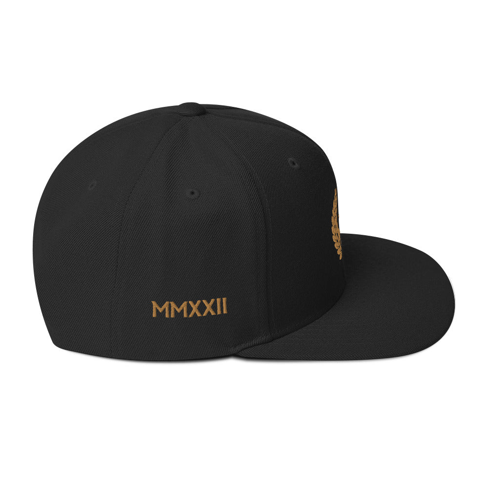 Lux&Life Crest Hat